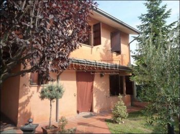 Villa con giardino e garage Rimini