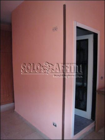 Monolocale arredato con balcone Monte calvario