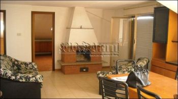 Appartamento con terrazzo e posto auto