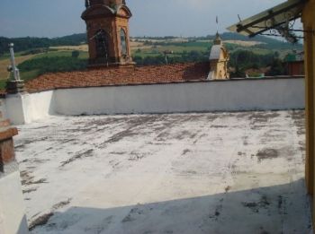 Appartamento nuova costruzione con balcone