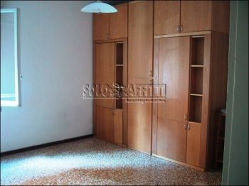 Trilocale arredato con garage San vitale