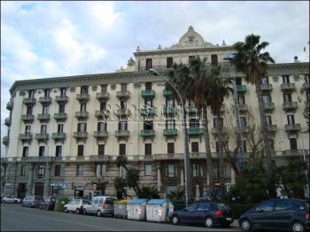 Casa con balcone Madonnella
