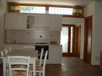 Appartamento arredato con garage Trigoria, spinaceto, tor de cenci, vallerano