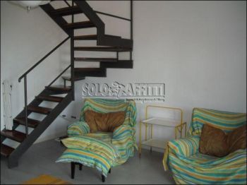 Appartamento con giardino e balcone