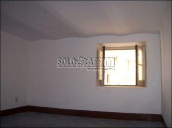 Casa con terrazzo e balcone Dante