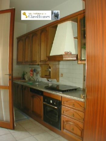 Ottimo appartamento trivani con 2 terrazzi