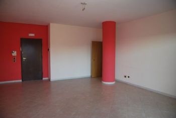 Trilocale con posto auto e terrazzo - Altre fotografie