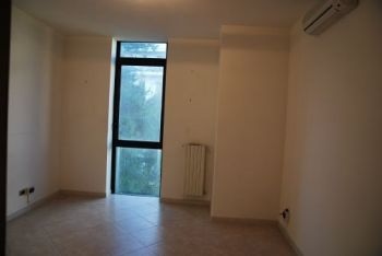 Trilocale con posto auto e terrazzo - Altre fotografie