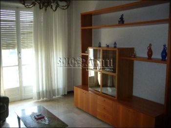 Appartamento arredato con balcone Barriera milano