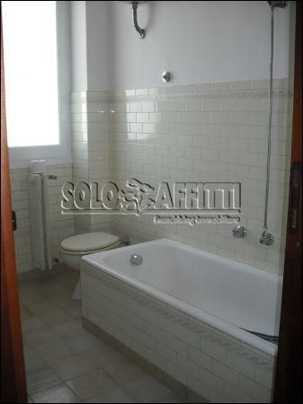 Bilocale arredato con balcone Villanova