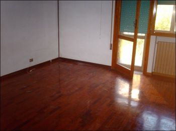 Appartamento con terrazzo Zona ospedale