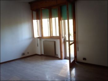 Appartamento con terrazzo Zona ospedale