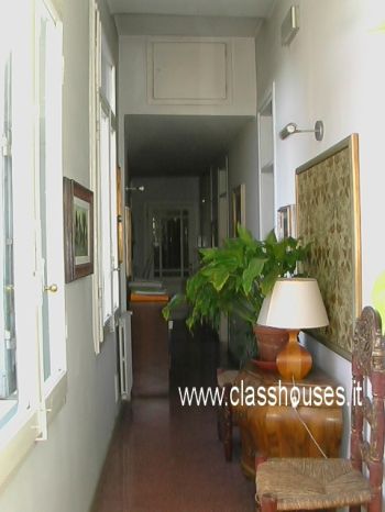 Appartamento 7 vani non arredato