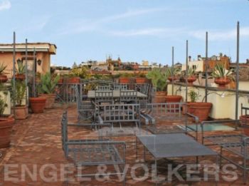 Attico arredato con terrazzo Centro storico - Altre fotografie