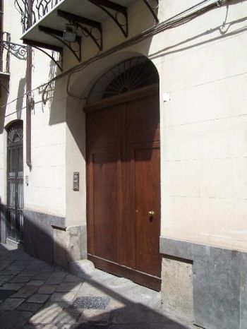 Casa con balcone Centro storico