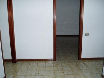 Casa con balcone Giugliano In Campania