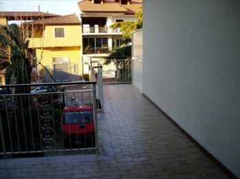 Casa con balcone Giugliano In Campania