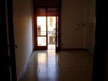 Casa con balcone Giugliano In Campania