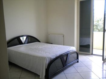 Appartamento con piscina e balcone Giugliano In Campania