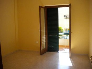 Appartamento con balcone Giugliano In Campania
