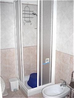Casa con balcone e terrazzo 8- fiera, gallaratese, quarto oggiaro