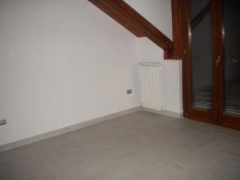 Trilocale con balcone Giugliano In Campania