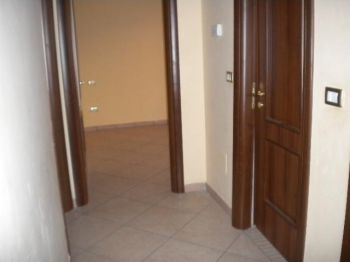Trilocale con balcone Giugliano In Campania