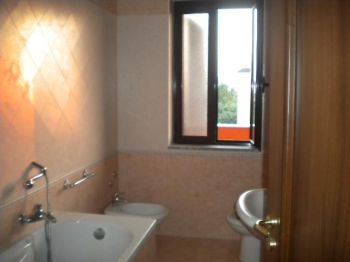 Trilocale con balcone Giugliano In Campania