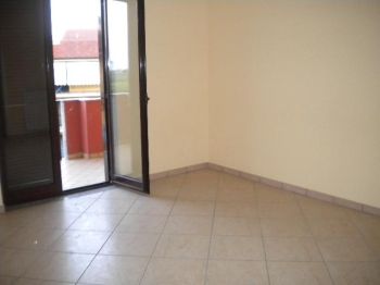 Trilocale con balcone Giugliano In Campania