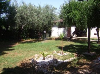 Appartamento con giardino e terrazzo