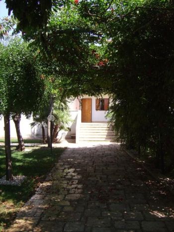 Appartamento con giardino e terrazzo