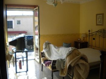 Trilocale con balcone Giugliano In Campania
