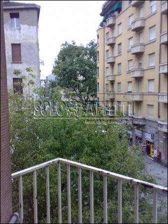 Monolocale arredato con balcone Crocetta