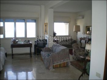 Appartamento arredato con terrazzo Lungomare