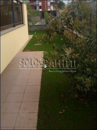 Appartamento con terrazzo e garage Centro