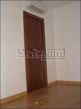 Appartamento con terrazzo e garage Centro