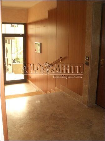 Appartamento con terrazzo e garage Centro
