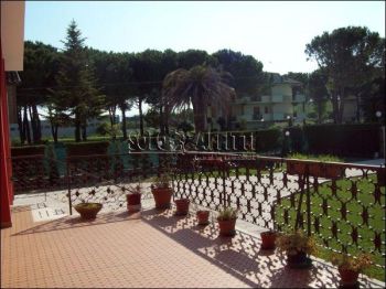 Villa arredata con terrazzo Ceppagatti