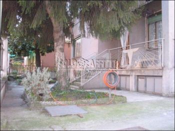 Casa arredata con balcone Centro