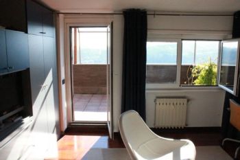 Attico con terrazzo e balcone Cassia, tomba di nerone, roma