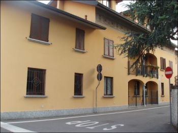 Mansarda con balcone Centro