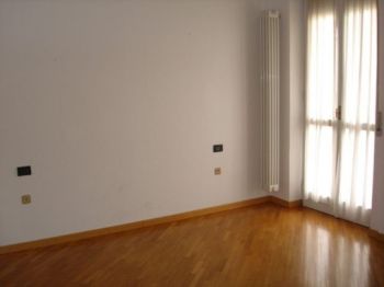 Trilocale con balcone Bergamo - Altre fotografie