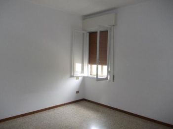 Trilocale con balcone Periferia