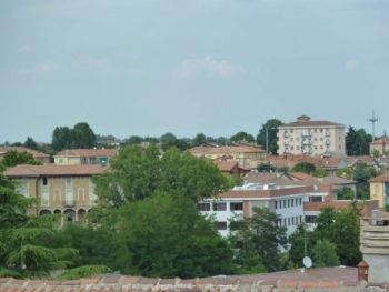 Appartamento arredato con balcone Pavia