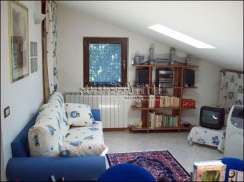 Villa arredata con terrazzo Cappelle Sul Tavo