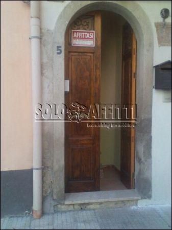 Villa arredata con balcone Centro