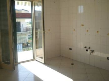 Casa con balcone e aria condizionata - Altre fotografie