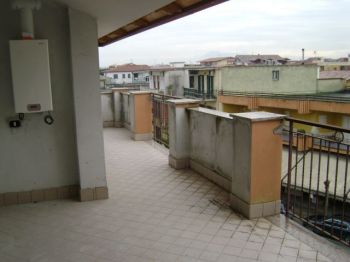 Trilocale con balcone e posto auto Giugliano In Campania - Altre fotografie