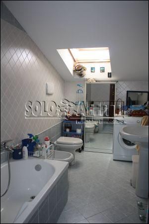 Appartamento arredato con balcone Caronno Pertusella