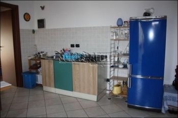 Appartamento arredato con balcone Caronno Pertusella